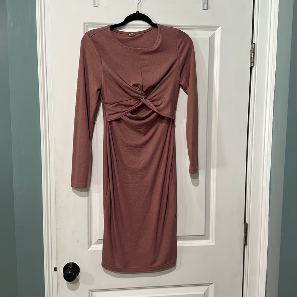 Maternity Dress! Never worn!